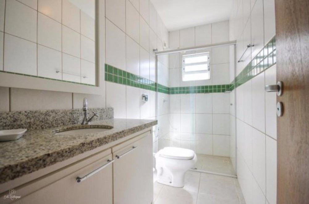 Linda casa confortvel de alto padro