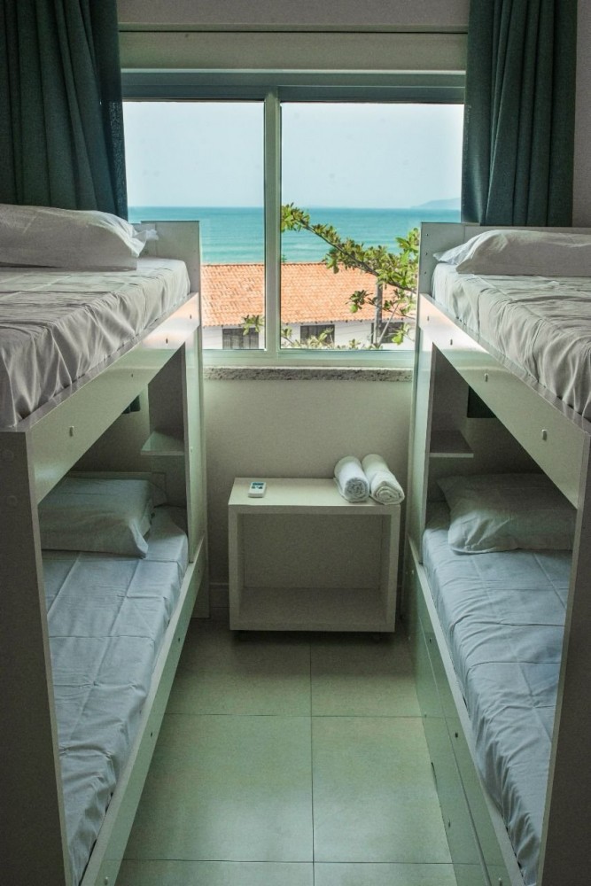 COBERTURA ALTSSIMO PADRO COM VISTA PARA O MAR