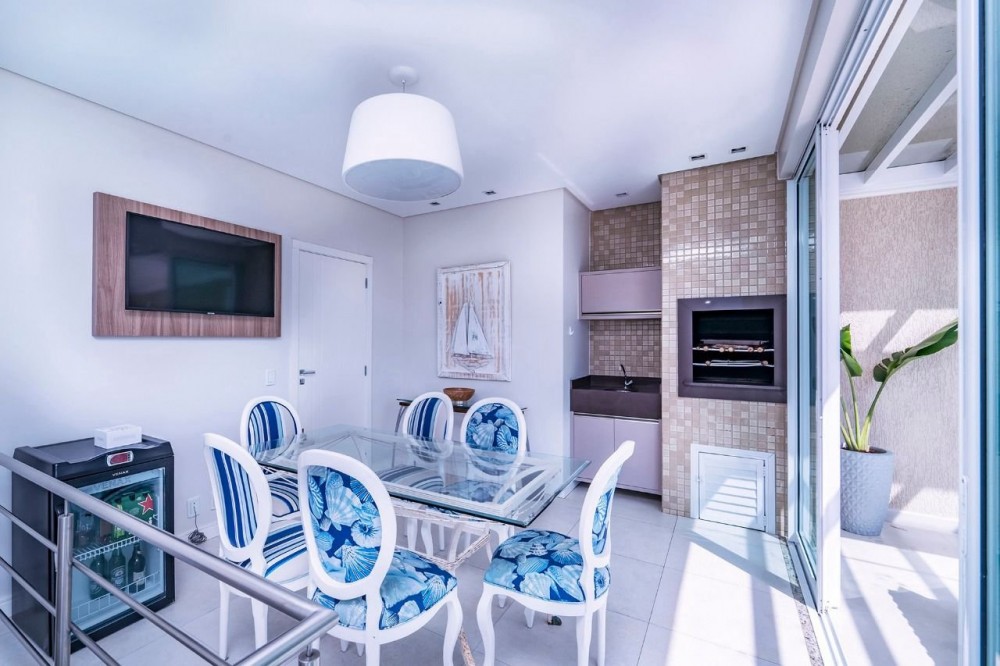 COBERTURA ALTSSIMO PADRO COM VISTA PARA O MAR