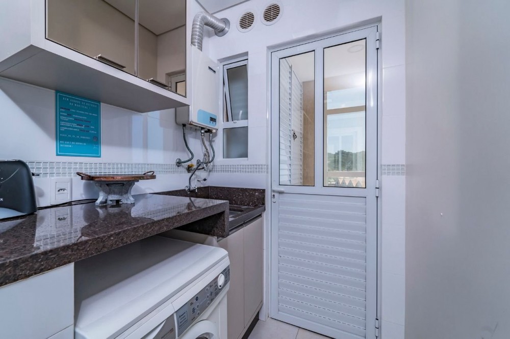 COBERTURA ALTSSIMO PADRO COM VISTA PARA O MAR