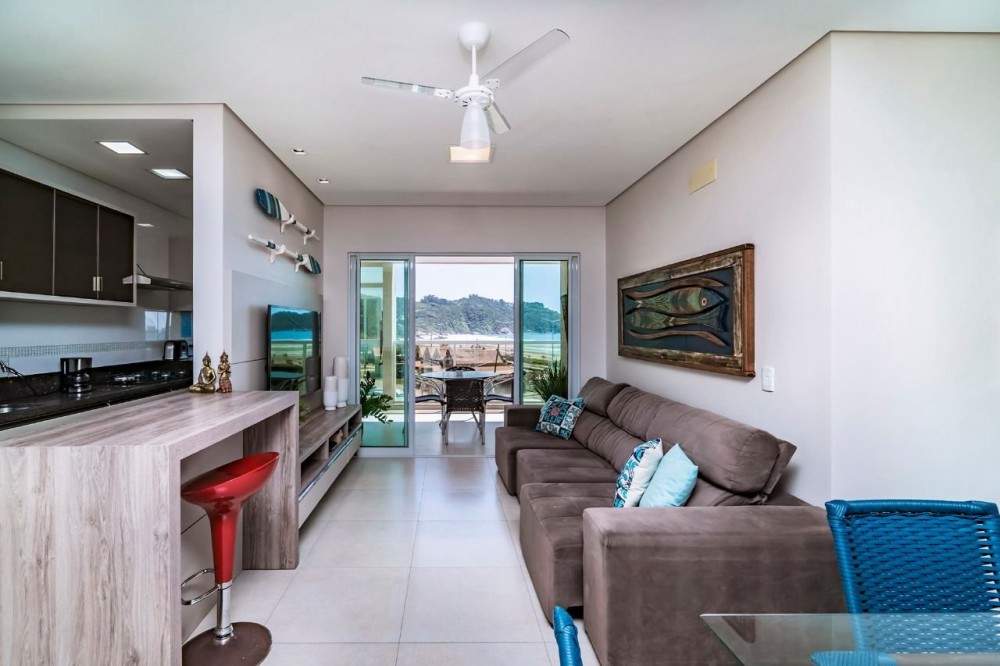 COBERTURA ALTSSIMO PADRO COM VISTA PARA O MAR