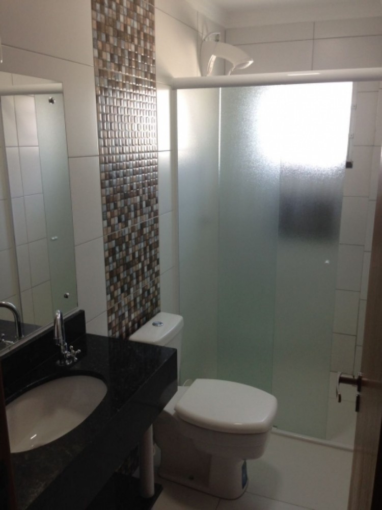 Apartamento novo em Mariscal