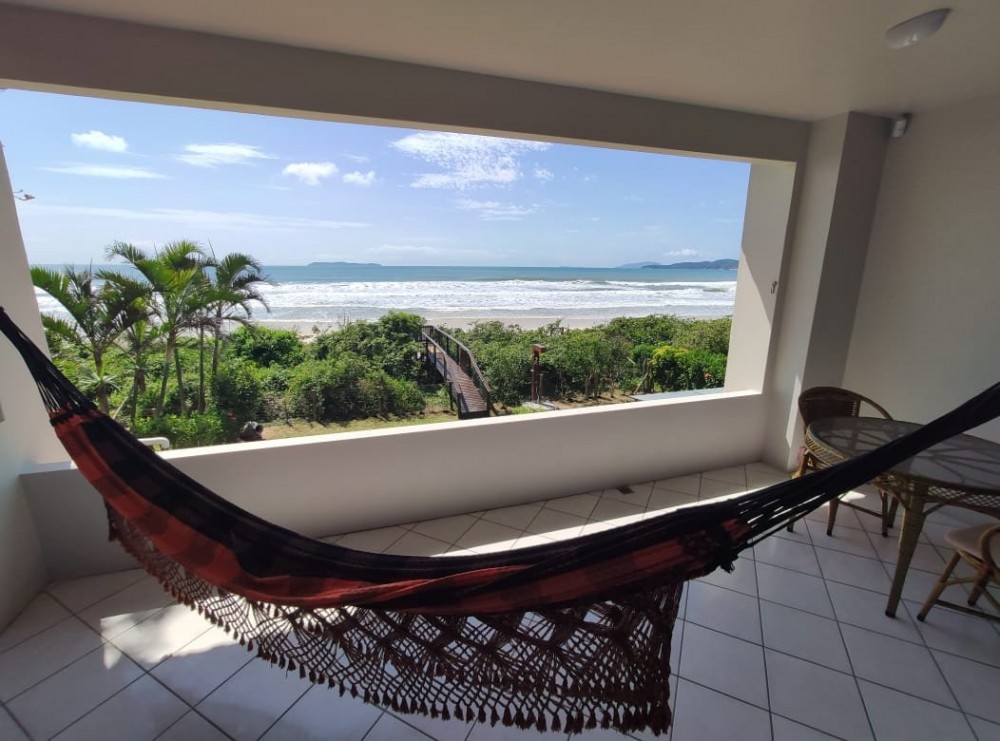 Linda casa beira mar em Mariscal