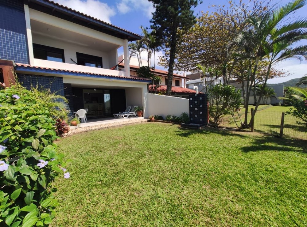 Linda casa beira mar em Mariscal