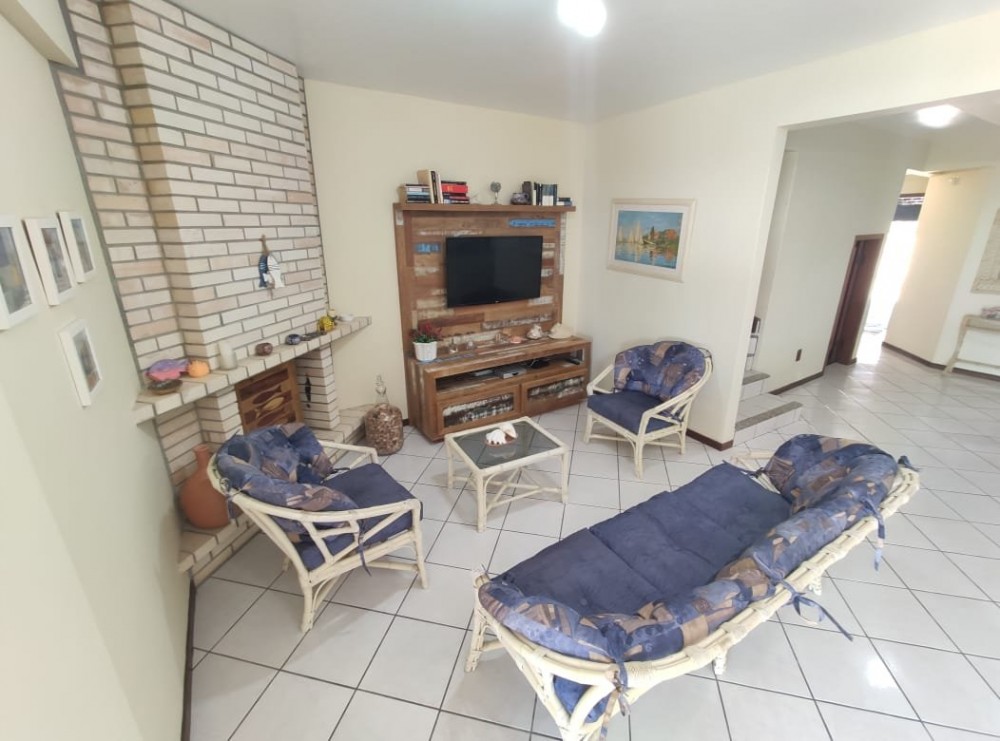 Linda casa beira mar em Mariscal