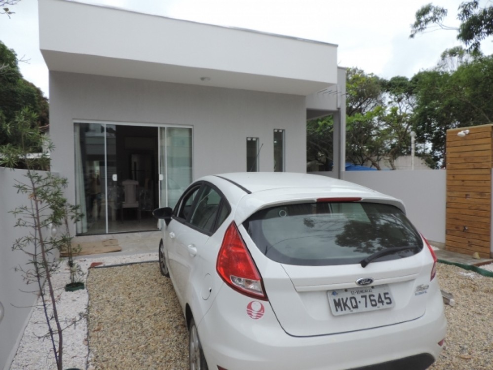 50 metros da praia em Canto Grande