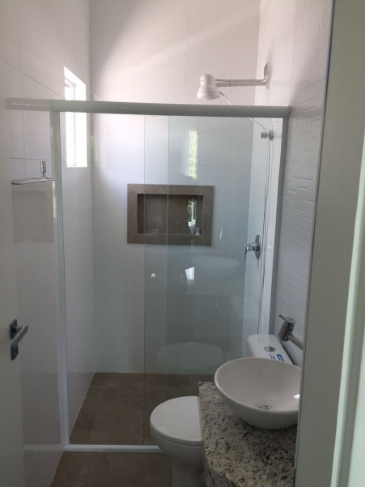 Sobrado novo alto padro