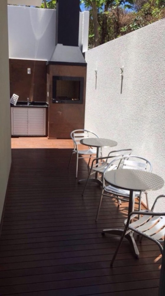 Sobrado novo alto padro